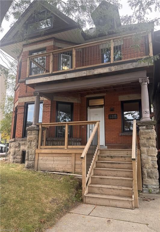 Property Photo: 130 Wellington Street S 5 ON L8N 2R4