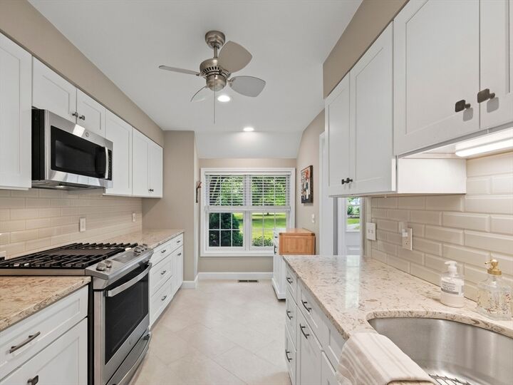 Property Photo:  126 Audubon Dr 126  MA 01720 