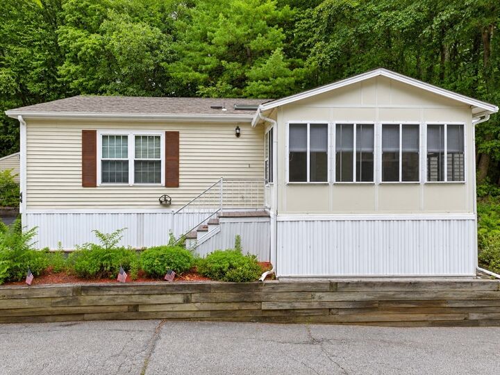 Property Photo:  47 Washington St 44  MA 01501 