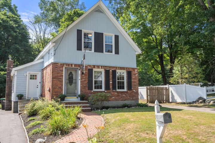 Property Photo:  22 Union Rd  MA 02766 