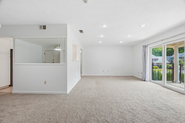 Property Photo:  5 April Ln 33  MA 02421 