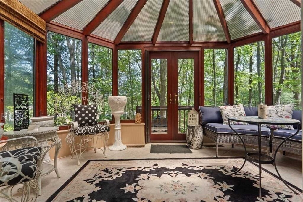 Property Photo:  8 Deer Path 8  MA 01749 