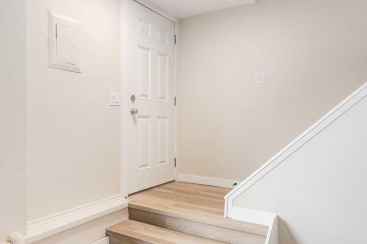 Property Photo: 3809 45 Street SW 67 AB T3B 1T3