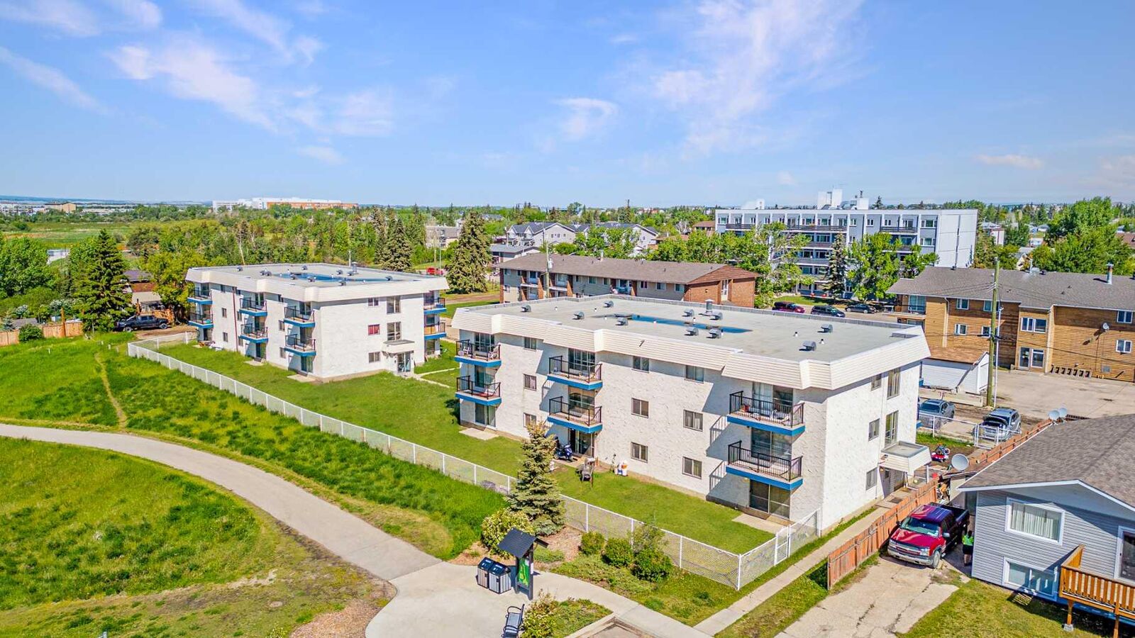 Property Photo:  10505 103 Street 203  AB T8V 3N5 