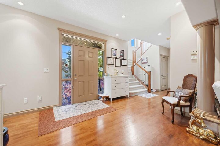 Property Photo: 2245 25 Street SW AB T3E 1X3