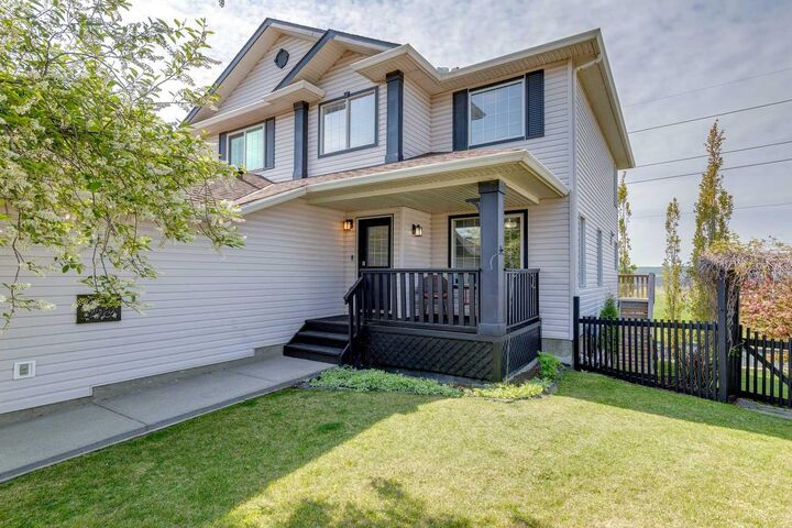 Property Photo: 98 Sierra Nevada Green SW AB T3H 3R2