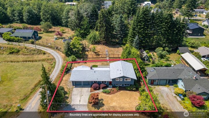 Property Photo: 1101 Raymond Street Unit A WA 98229
