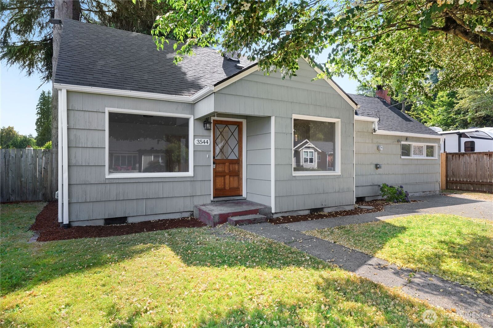 Property Photo:  3544  Quince Street SE  WA 98501 