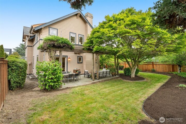 Property Photo:  4606 S Andover Street  WA 98118 