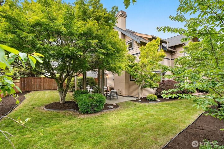 Property Photo: 4606 S Andover Street WA 98118