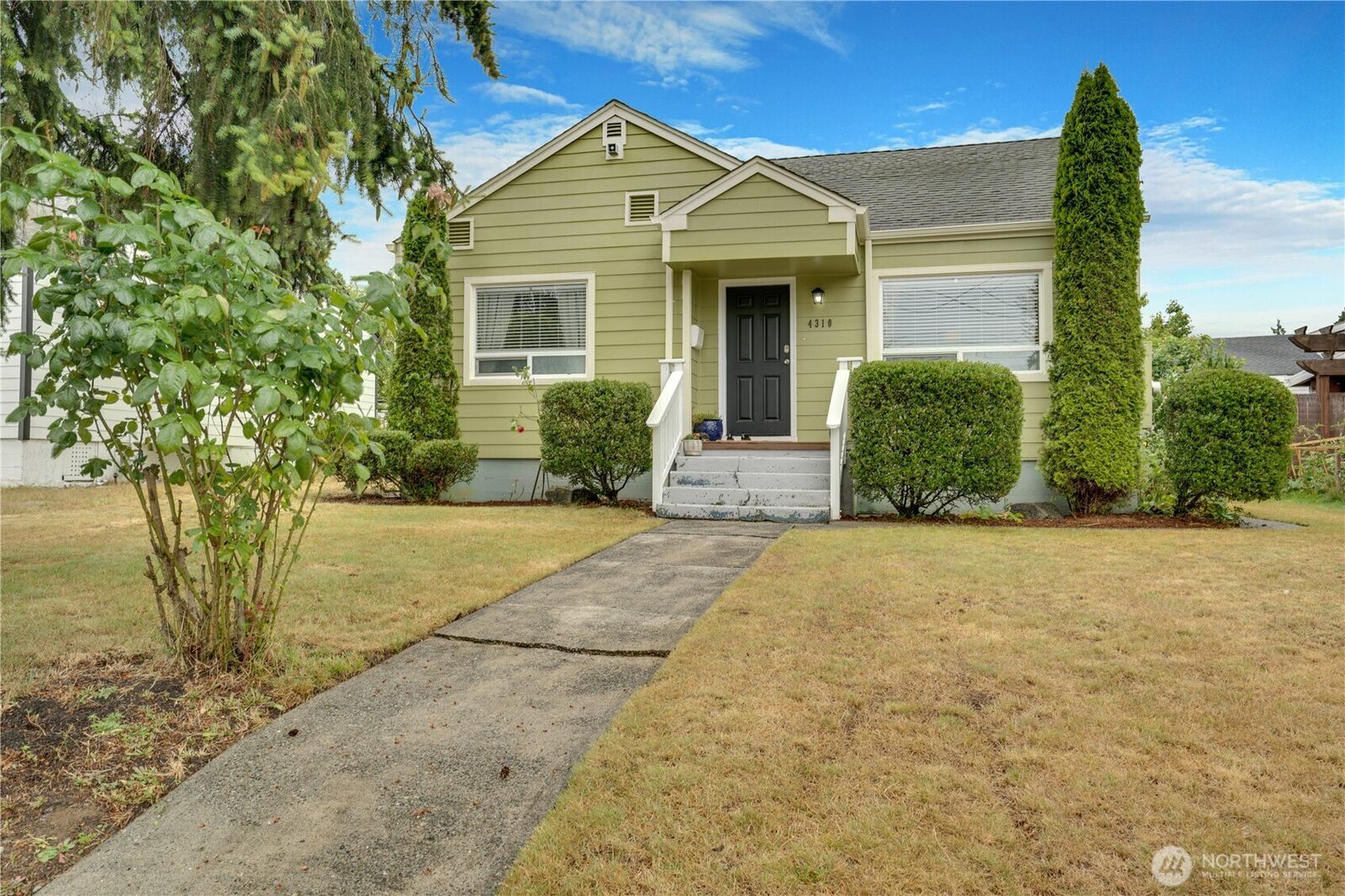 Property Photo:  4310 E C Street  WA 98404 