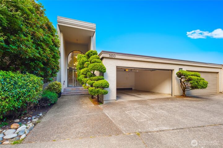 Property Photo:  3650  26th Place W 402A  WA 98199 