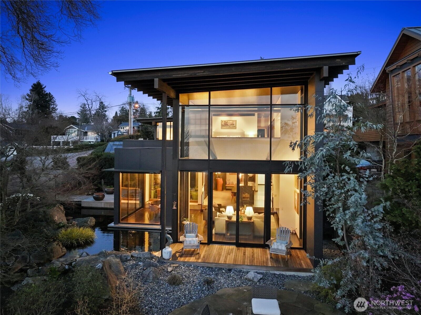 Property Photo: 919 6th Street W WA 98033
