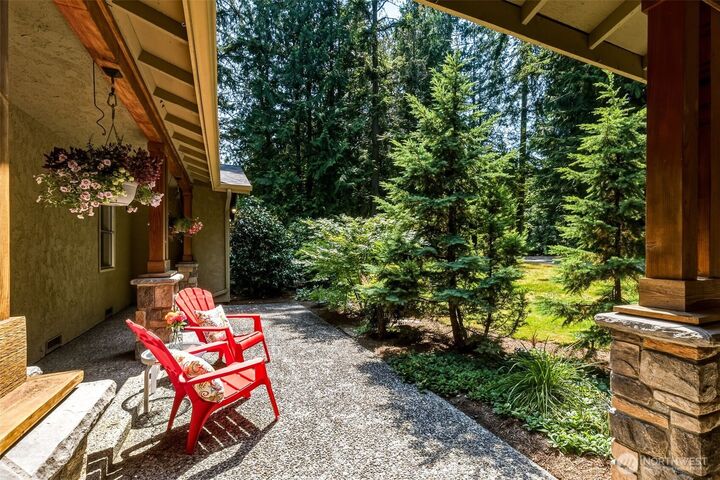 Property Photo:  14924  258 Avenue SE  WA 98027 