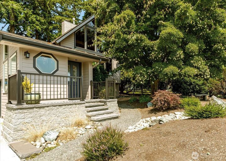 Property Photo:  16459  Fairway Drive  WA 98233 