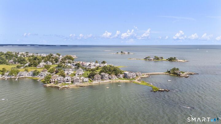 Property Photo:  105 Sunset Beach Road  CT 06405 