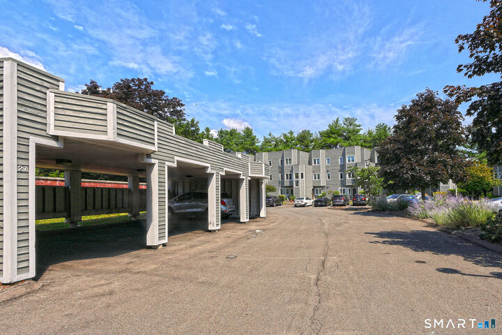 Property Photo: 1412 Whitney Avenue H2 CT 06517