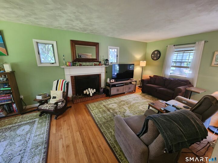 Property Photo:  7 Pine Street  CT 06360 