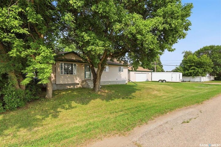 Property Photo: 114 First Avenue W SK S0L 3J0