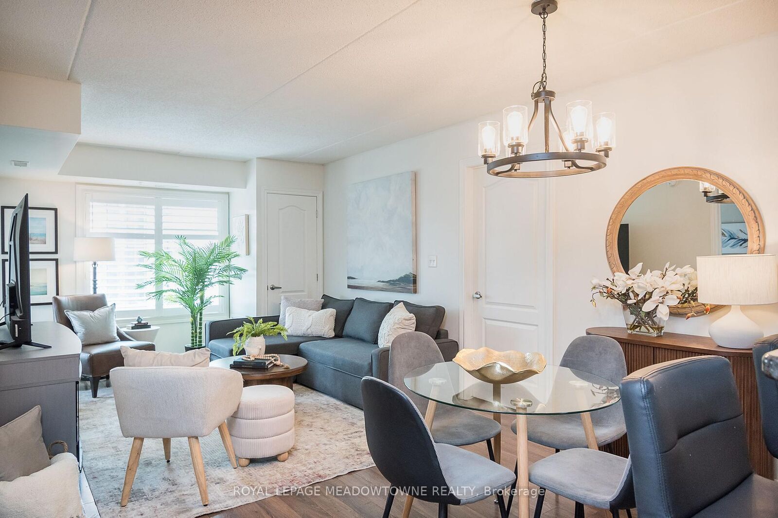 Property Photo: 1440 Main Street E 303 ON L9T 8W3