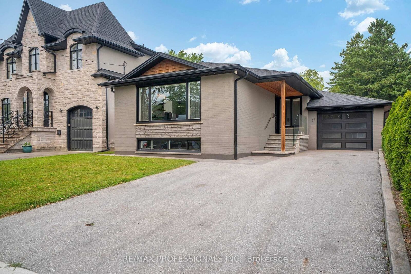 Property Photo: 77 Cronin Drive ON M9B 4V3