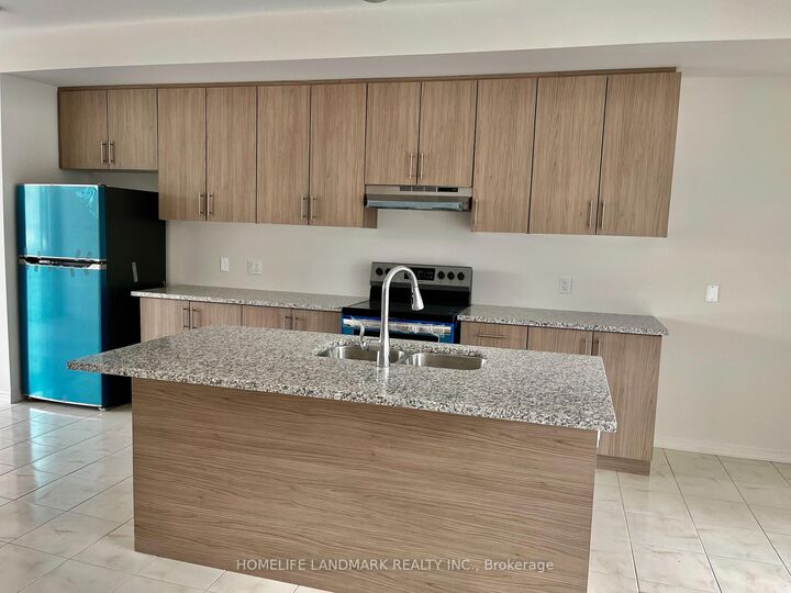 Property Photo: 1420 Coral Springs Path ON L1H 7K5