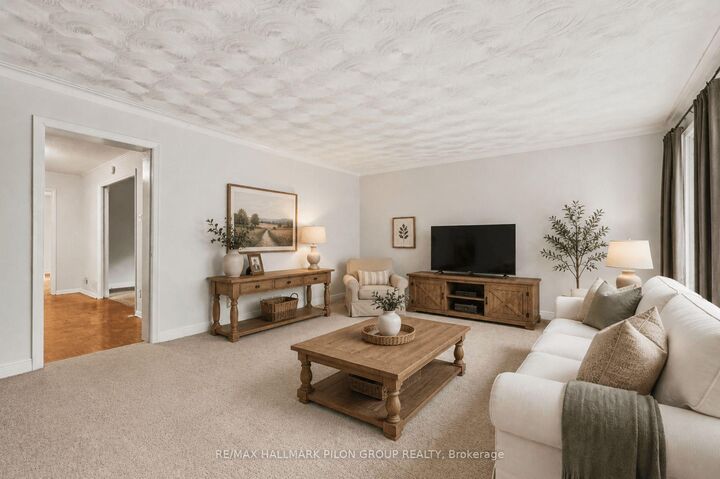 Property Photo: 528 Guy Street ON K1K 1B9
