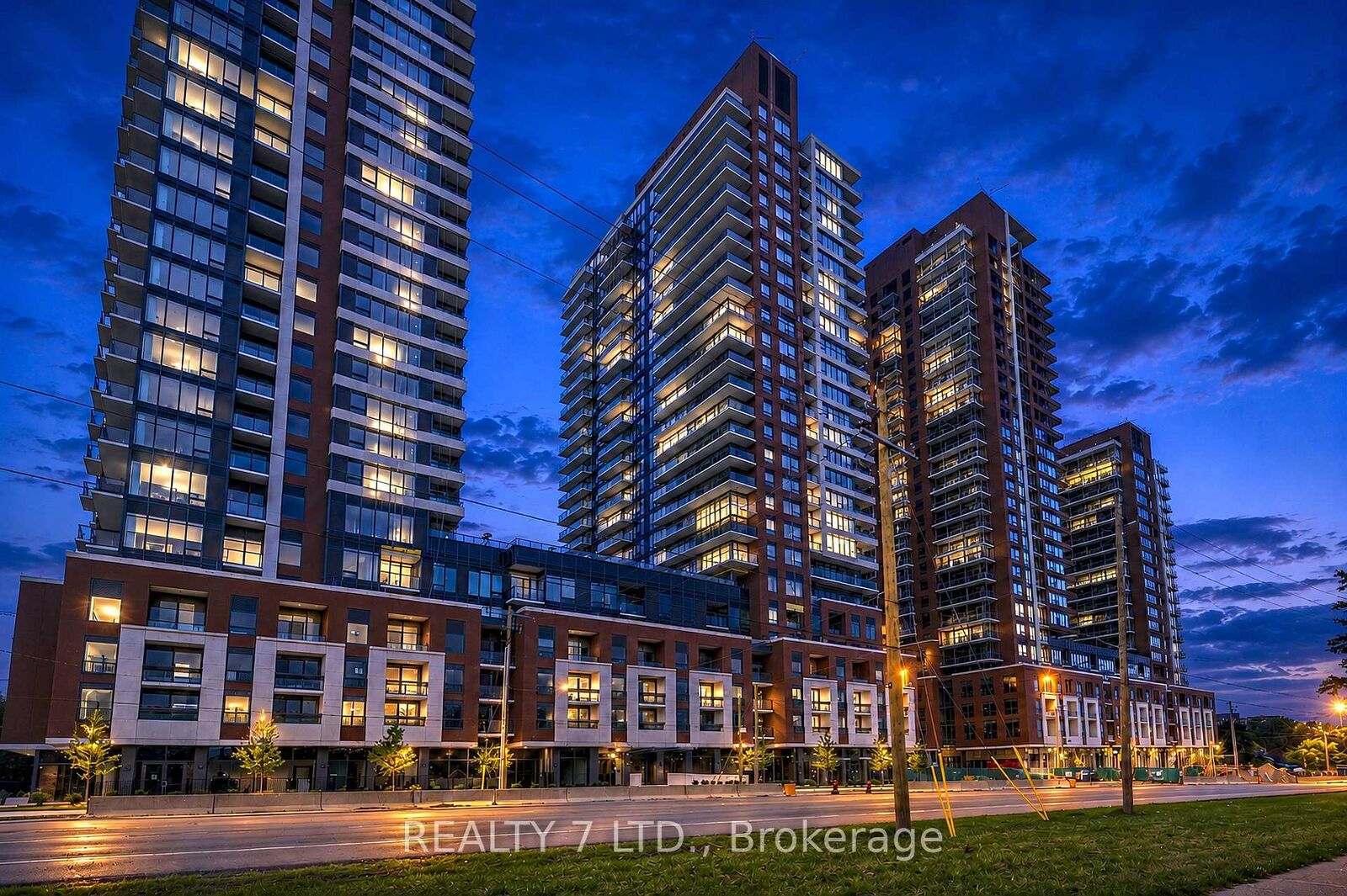 Property Photo: 4010 Eglinton Avenue W 708 ON M9A 0G5