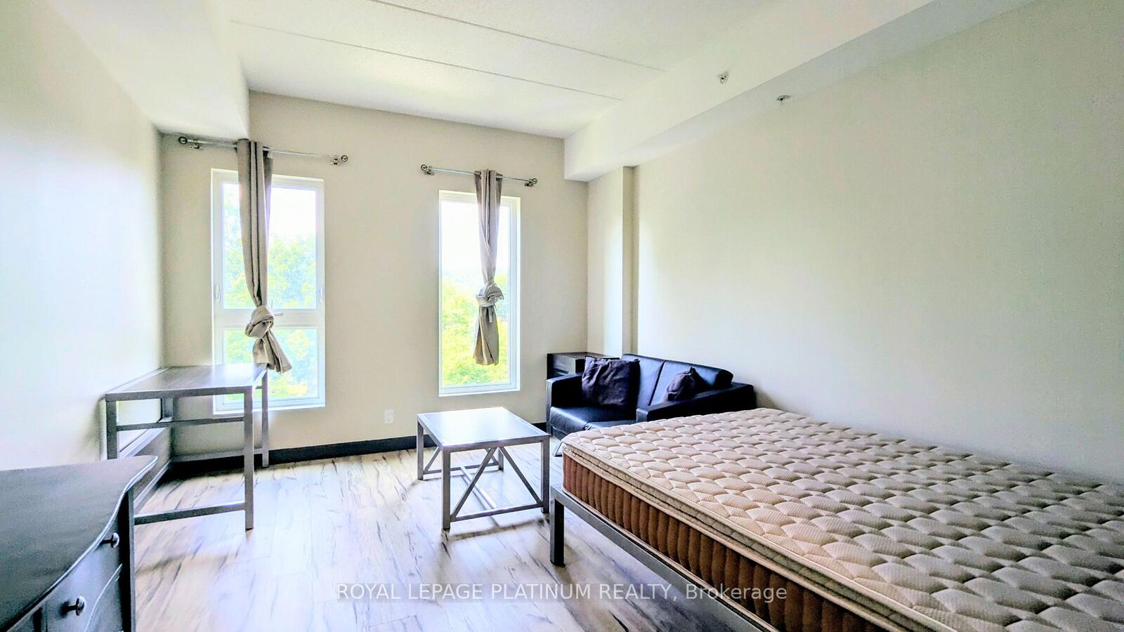 Property Photo:  77 Leland Street 514  ON L8S 3A1 