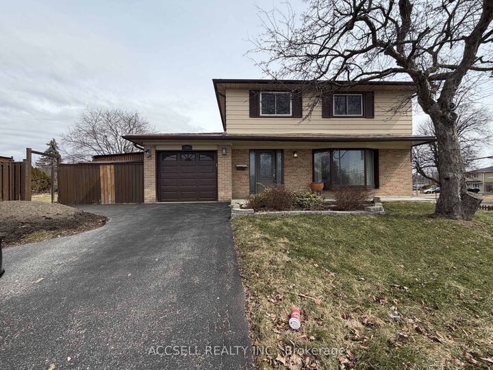 135 Mountainview Road S — photo 1