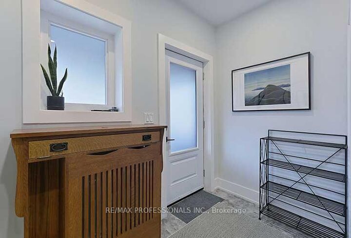 Property Photo: 23 Radford Avenue 3rd Fl ON M6R 1Z5