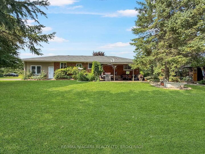 Property Photo:  2223 Turner Road  ON L3B 5N5 