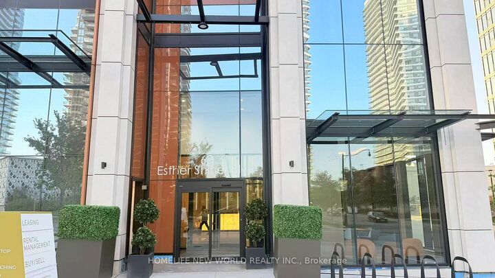 Property Photo: 68 Esther Shiner Boulevard 1902 ON M2K 0J6