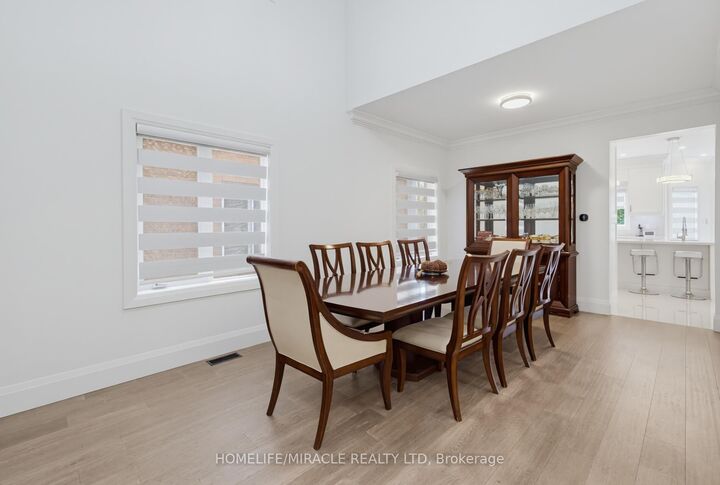 Property Photo:  7350 Glamorgan Way  ON L5N 7Z3 