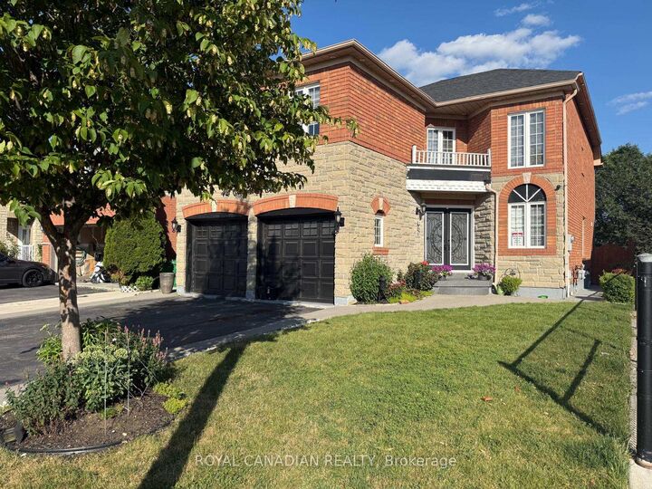42 Cobblestone Court — photo 1