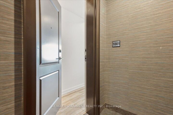 Property Photo: 450 Dundas Street E 1001 ON L8B 1Z2