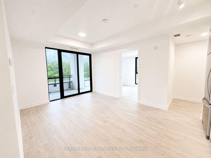 Property Photo:  740 Whitlock Avenue 301  ON L9E 2B6 