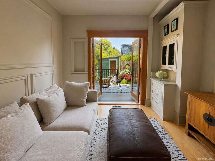 Property Photo:  147 Lawrence St  BC V8V 1X9 