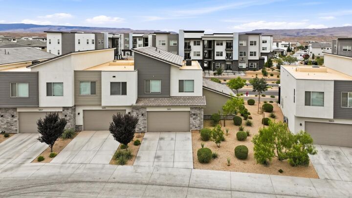 Property Photo:  5815 S Carnelian Parkway  UT 84790 