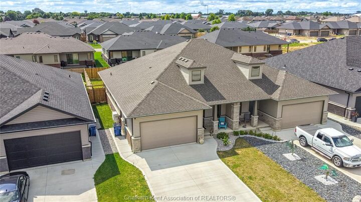 Property Photo:  116 Brighton Place  ON N7L 0G7 