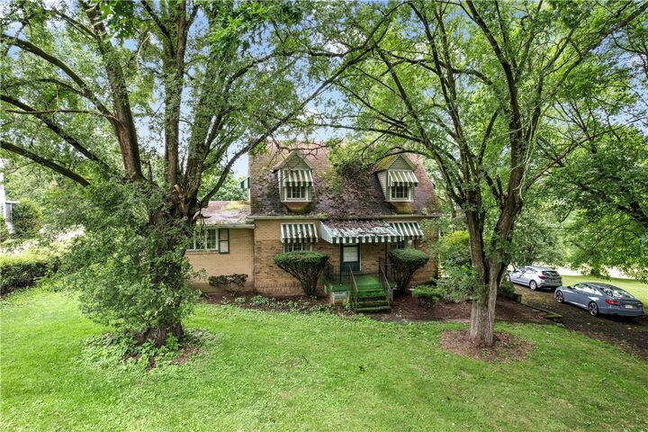 Property Photo:  434 Fairview Rd  PA 15052 
