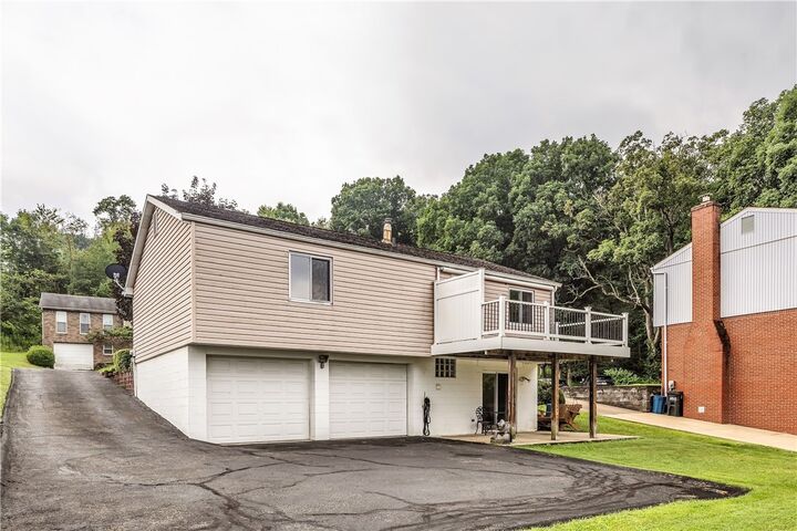 Property Photo: 3 W. White Oak Drive PA 15626