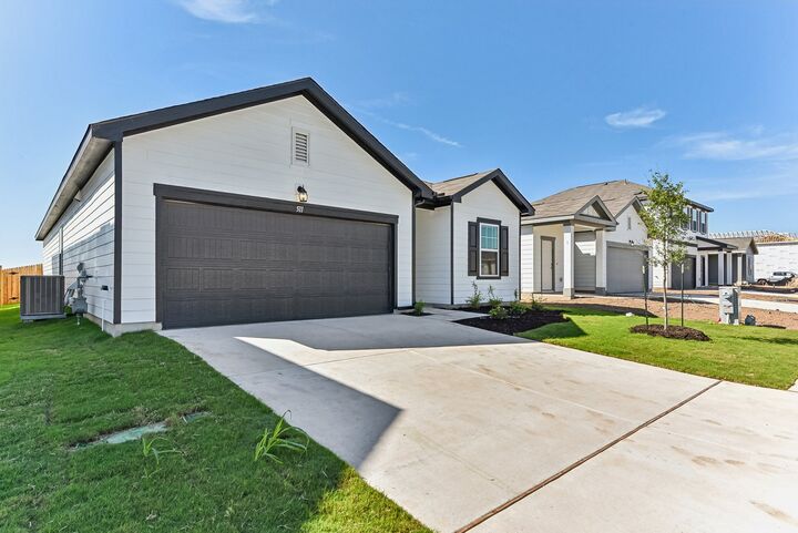 Property Photo:  17416 Escolle Way  TX 78660 