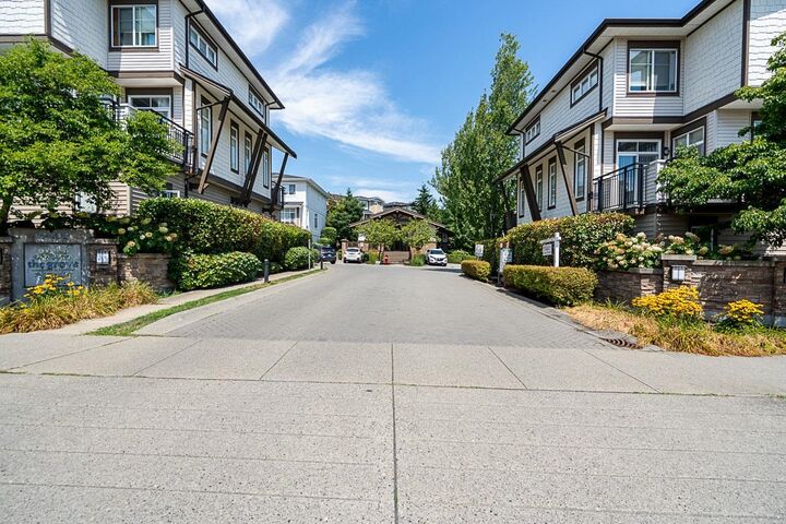 Property Photo:  19433 68 Avenue 68  BC V4N 6M8 