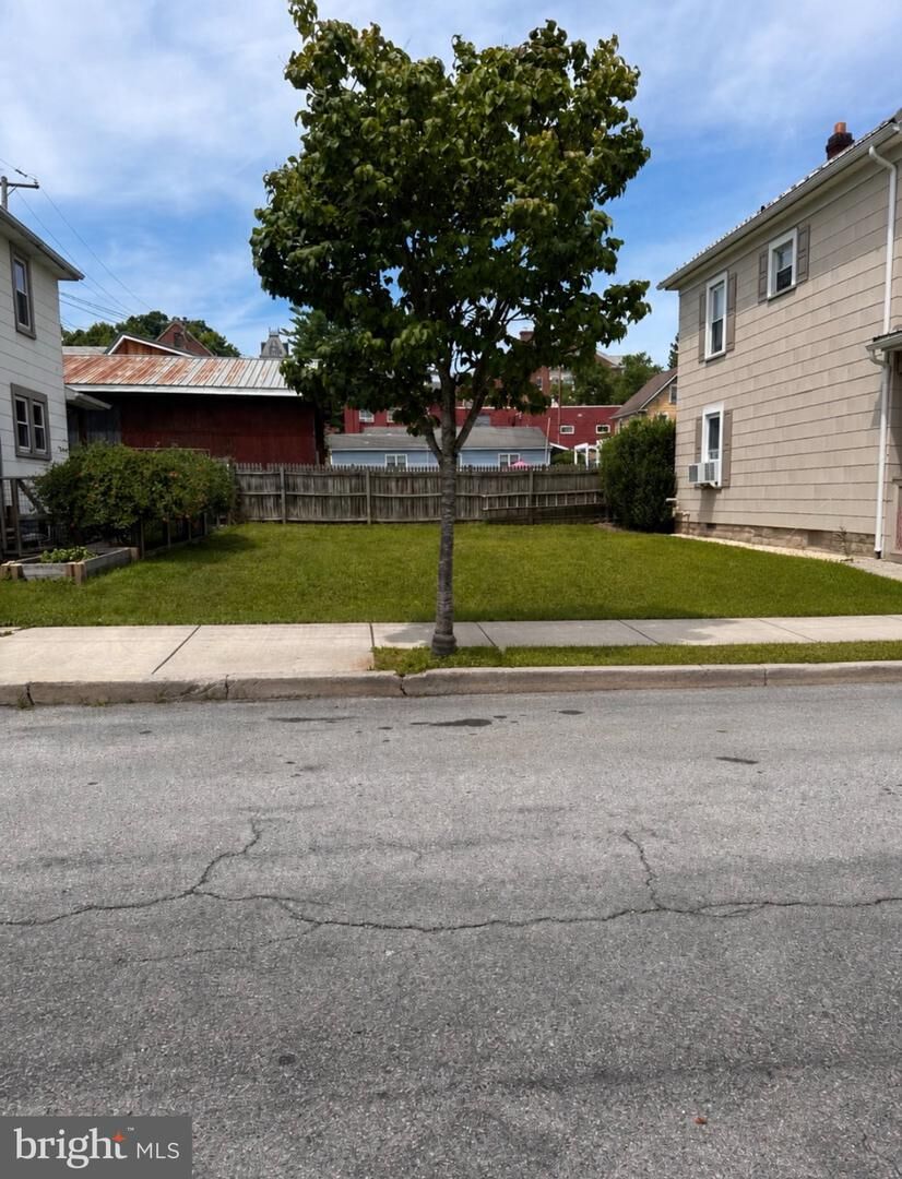 Property Photo: 513 16th Street PA 16652