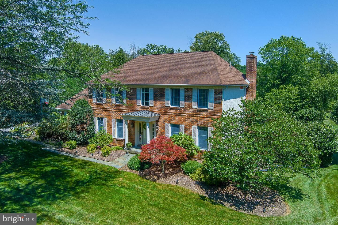 Property Photo:  614 Thorncroft Drive  PA 19380 