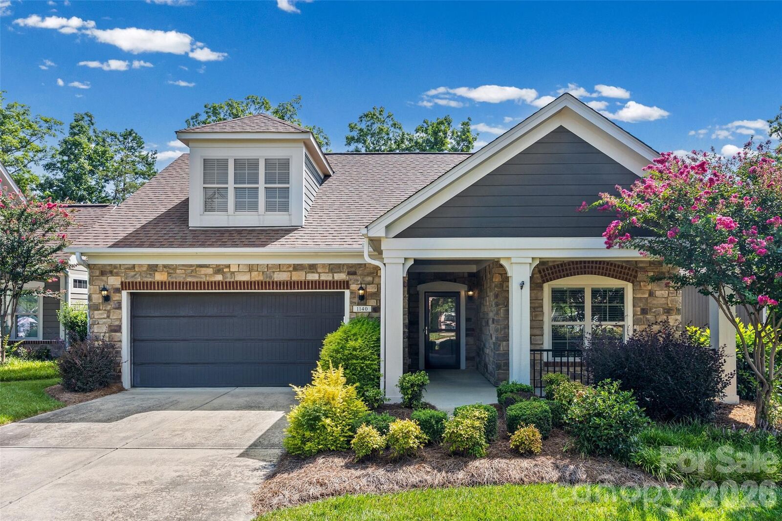 Property Photo:  1140 Avalon Place  NC 28104 
