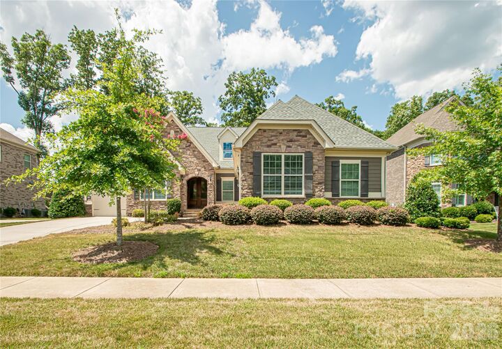 Property Photo:  324 Eden Hollow Lane  NC 28104 