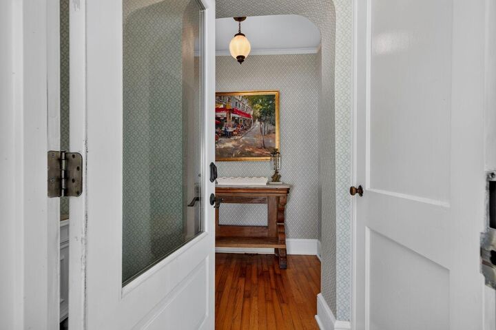 Property Photo:  48 Avondale Avenue  SC 29407 