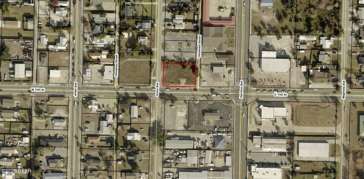 Property Photo: 14 W 11th Street FL 32401